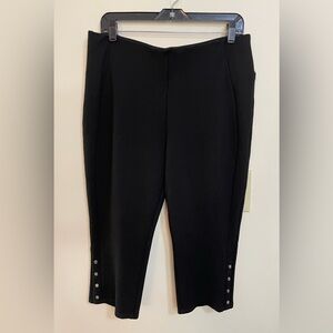 Nygard Luxe Slims Women’s Black Dressy Pull On Capri Size 1X (16-18)